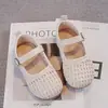 Zapatos de Princesa para Niñas 2026 Nuevas Llegadas de Primavera Zapatos Infantiles Zapatos de Cristal Zapatos Pequeños de Cuero para Niñas Sandalias de Estilo Único de Moda para Bebés