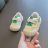 Zapatos para caminar de bebé, de suela blanda, antideslizantes, para niños y niñas, edades 0-3, con estampado de cuadros y estrellas, zapatos infantiles funcionales, estilo primavera/otoño