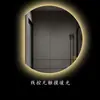 Espelho de Banheiro Inteligente LED Semi-circular Irregular Montado na Parede com Luz Doméstico para Banheiro Lavatório Maquiagem Espelho de Banheiro Anti-neblina