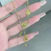 Colar Moderno com Franjas e Design de Cabaça Ice Crushed para Mulheres, Apresentando Pingente Fashion de Escama de Peixe com Toque de Luxo, Adequado para Outono e Inverno