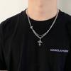 Collar de cadena cruzada negra de estilo frío con diseño de nicho para hombres y mujeres, estilo similar, cadena de cuello de alta gama, cadena de clavícula.