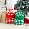 Bolsa de algodón con cordón a cuadros navideña creativa personalizada más vendida transfronteriza bolsa de regalo de Navidad fácil de tirar