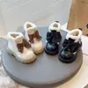 Zapatos de Piel para Niña Invierno 2025 Marca de Moda Nuevos Zapatos de Algodón Tipo Mocasín para Niños Zapatos de Algodón con Forro de Borrego para Niña Pequeña Suela Suave