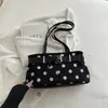 Cross2026 Otoño Nuevo Elegante y con Estilo Bolso de Mano de Lunares Alta Apariencia Gran Capacidad para Viajes Diarios Bolso de Hombro Único