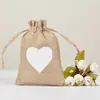 Nueva Bolsa de Lino Imitación con Bolsillo de Cordón Corazón Decoración de Fiesta de Bodas Bolsa de Lino Corazón Empaque de Regalo Bolsa con Cordón