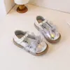 Zapatos de Princesa de Cuero Estilo Coreano para Niñas Primavera 2026 con Moño de Cinta y Perlas, Zapatos Individuales Suaves para Niñas Pequeñas