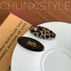 Pasador con Estampado de Leopardo para Mujer, Pinza Lateral de Alta Gama para Flequillo y Cabello Suelto, Nuevo Estilo 2026 Pasador para la Frente, Elegante Accesorio para el Cabello