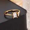 Anel Aberto Feminino Fashion, Inlaid com Zircônia, Versátil, de Luxo Leve, Popular na Europa e América