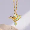 Collar con Colgante de Pájaro de Esmalte de Goteo de Aceite Nuevo Colorido Europeo y Americano Cadena para Clavícula de Acero de Titanio con Circonita Micro-pavimentada para Mujer
