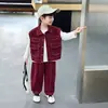Conjunto de Tres Piezas de Algodón para Niños Primavera y Otoño, Atuendo Elegante y Moderno Estilo Coreano para Niños, Ropa de Moda para Niños Pequeños, Exportación