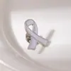 Broche de Conscientização sobre Prevenção de Auxílios Transfronteiriços, Insígnia de Metal com Esmalte Colorido Fita Vermelha, Pin de Lapela para Evento de Promoção de Caridade