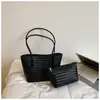 Bolsa Tote Textura Tecida Transfronteiriça Nova Feminina Casual Retrô para o Trabalho Bolsa Mãe-Filho Grande Capacidade Super Quente Bolsa de Ombro Único