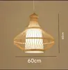 Sala de estar de villa, lustre com pé direito alto, escada de dois andares, apartamento tipo loft, sala de jantar com pé direito alto, escada estilo madeira, iluminação de arte em madeira