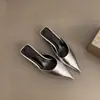 Mules Slip-On de Bico Fino Casuais Versáteis Estilo Coreano para Uso Externo, Novas Chinelos Preguiçosos Slip-On da Moda com Salto Grosso