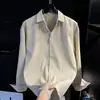 Camisa listrada versátil de nicho de alta qualidade para homens, estilo coreano novo de primavera e outono vintage, camisa única de corte solto moderna