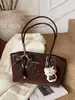 Bolsa Grande para o Dia a Dia Estilo Retrô 2026 Nova Moda Estampa de Leopardo Bolsa de Ombro Feminina Bolsa de Mão Tote de Alta Qualidade