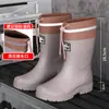 Zapatos de Agua Nuevos Botas de Lluvia para Hombre Caña Media Moda Adulto Estilo Coreano Estudiante Botas de Agua Antideslizantes Resistentes al Desgaste Botas de Lluvia Caña Alta Exportación