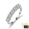 Anillo de Banda de Eternidad de Plata de Ley S925 Moissanita Corte Brillante Redondo Anillo Incrustado de Cinco Piedras Anillo Apilable de Lujo Ligero Europeo y Americano Fábrica de Origen
