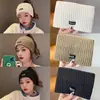 Gorro de Punto Cálido Versátil Nuevo de Invierno Estilo de Comercio Exterior Gorro de Lana Europeo y Americano Gorro de Punto de Color Sólido Gorro con Forro de Polar para Mujer