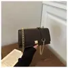 Estilo Coreano Transfronterizo 2026 Moda Retro Cadena Nuevo Color Sólido Casual Simple Bolso Cruzado Francés de Hombro Único Debajo del Brazo