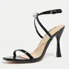Sandalias de Verano 2025 Estilo Nuevo con Tira Fina Hebilla de Pedrería Sandalias Versátiles Francesas para Usar como Exterior Sandalias Sexy de Punta Abierta Tacón Fino