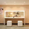 Mesa de Maquillaje Minimalista para Uso Comercial, Escuelas de Formación, Estudios Fotográficos, Tiendas de Novias y Maquilladores; Tocador Extendido