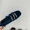 Sapatos Mary Jane baixos com sola macia e aumento de altura, novo estilo outono de 2026, fecho de fivela, sapatos de couro para o trabalho para mulheres