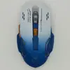 Diretamente fornecido pelo fabricante, este mouse sem fio possui operação silenciosa, conectividade de modo duplo (Bluetooth e 2.4G), e é compatível com laptops e tablets Xiaomi, Apple e Huawei