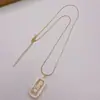 Amuleto Budista Tailandés Collar Versátil para Mujer con un Diseño de Nicho de Lujo Ligero y Sofisticado Cadena para Clavícula