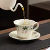 Nueva Taza de Té de Cerámica Floral Pintada a Mano China con Platillo Taza con Forma de Flor de Alto Valor para Mujeres Uso Doméstico Set de Té Gongfu Taza de Anfitrión