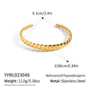 Pulsera Abierta Minimalista Línea de Ola, Acero Inoxidable Electrochapado con Oro de 18K, Joyería Versátil y de Moda para Mujer
