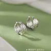 Aretes de Hoja con un Toque de Lujo, Diseño de Nicho, Nuevo Estilo Popular 2026, Aretes de Botón para Mujer