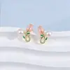 Aretes de Perlas de Agua Dulce Naturales para Mujer, Estilo de Lujo Ligero Nicho de Gama Alta, Aretes de Perla Mariposa Incrustados con Diamantes, Nuevos al por Mayor