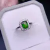 Anillo de Diópsido Natural S925 Moda Exquisito Forma de Diamante Rectangular 5X7Mm Anillo Colgante Soporte Vacío Venta al Por Mayor
