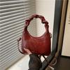 Moda Nicho Diseño Personalidad Trendy Crossbody Bolso Elegante 2025 Verano Nuevo Bolso Media Luna Francés de Mano para Mujer