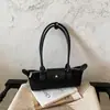 Bolsa baguette de luxo estilo francês, bolsa de bolinho moderna e da moda, adequada para o trajeto diário, bolsa de ombro e sob o braço versátil e moderna