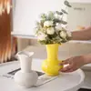 Jarrón de Cerámica Estilo Nórdico Ins Jarrón de Flores Creativo Adorno de Decoración para Escritorio de Sala de Estar Arreglo Floral Flores Secas Arte de Flores Artificiales