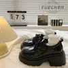 Sapatos de Couro Pretos com Cadarço e Salto Grosso Estilo Britânico para Mulheres, Novos Sapatos de Trabalho para o Inverno Estilo JK Japonês com Sola Grossa Mary Jane