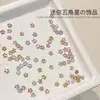 Accesorios de Diamante para Arte de Uñas 5A de Circonia, Diamantes Coloridos Super Brillantes de 3 mm con Forma de Estrella de Cinco Puntas y Base Plana, Decoraciones de Diamantes Sueltos de Estrella Mini Modernos