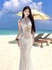 Bikini Nuevo 2025 Sexy Diseño de Nicho Europeo y Americano Sentido de Diseño Cuello Halter Espalda Descubierta Hueso de Pescado Delgado Ligero Sexy Vestido Largo