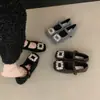 Sapatos de Veludo com Fivela Quadrada de Strass e Pelo para Outono e Inverno para Mulheres 2025 Novos Elegantes Sapatos Mary Jane Sapatos Quentes de Algodão
