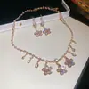 ¡Precioso y deslumbrante! Collar con colgante de flor de circón y gota de agua, cadena para la clavícula estilo corte vintage, joyería de lujo ligero y sensación de alta gama