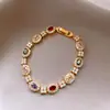 Pulsera de Mariposa y Flor de Circonita Super Brillante Estilo Coreano, Sensación de Lujo Ligero y Gama Alta, Moda de Nicho, Accesorio de Mano Versátil para Mujer