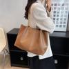 Bolsa Casual Retro para o Trabalho 2026 Nova Bolsa Feminina Versátil Bolsa de Ombro com Corrente Design Simples Bolsa Tote de Grande Capacidade