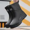 Botas de lluvia de goma rojas de moda para viajar, botas de lluvia cortas impermeables con cordón, botas de goma a prueba de viento, zapatos de agua para senderismo en arroyos, botas de mujer
