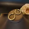 Anel de bloco geométrico de arranjo irregular de sentido avançado brinco feminino moda passageiro temperamento joia exagerada atacado