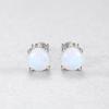 Aretes de Plata S925 Pag&Mag para Mujer, Aretes de Ópalo y Plata Ópalo, Aretes Redondos Versátiles Coreanos de Moda con Cuatro Garras