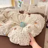 Juego de cuatro piezas Clase A, estilo nuevo, algodón puro lavado, ropa de cama sencilla, sábana, funda de edredón, sábana bajera, juego de tres piezas para dormitorio de estudiante 4