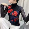 Ropa europea para mujer 2023 otoño e invierno moderna estilo occidental manga larga cuello alto malla camiseta mujer posicionamiento flor Top Disparo real