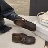 Elegante novo simples francês retrô cinto versátil interno aumento de altura 2026 raso 3cm mocassins sapatos pequenos de couro